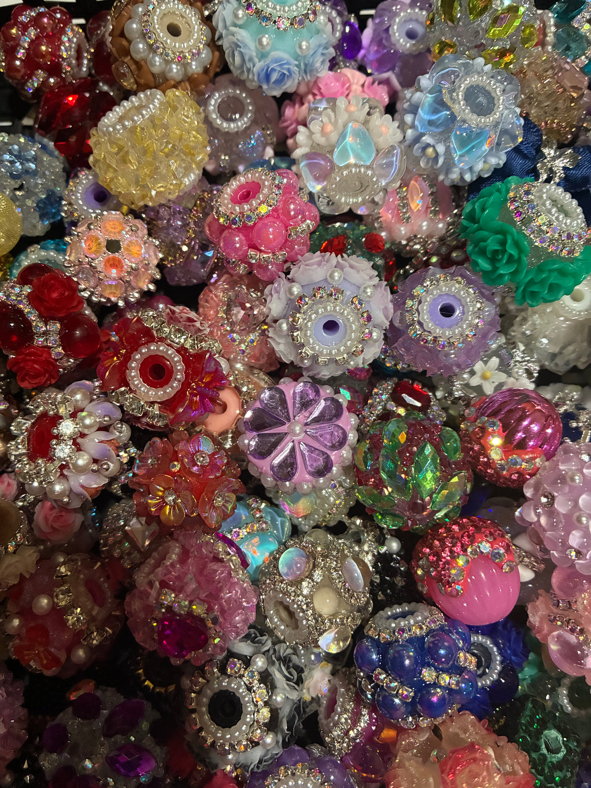 Mystery Fancy Bead Color Matching Game