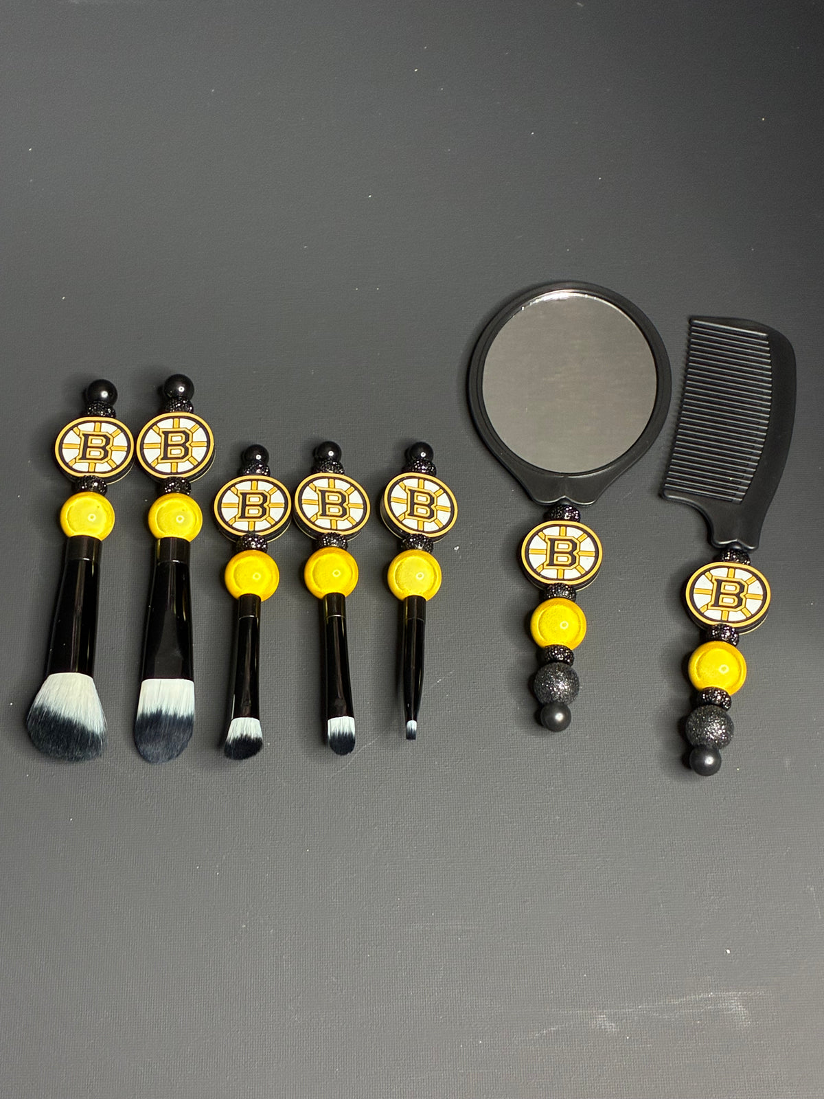 BOSTON HOCKEY-INSPIRED BEAUTY SETS - BRUSHES, MIRROR & COMB SET
